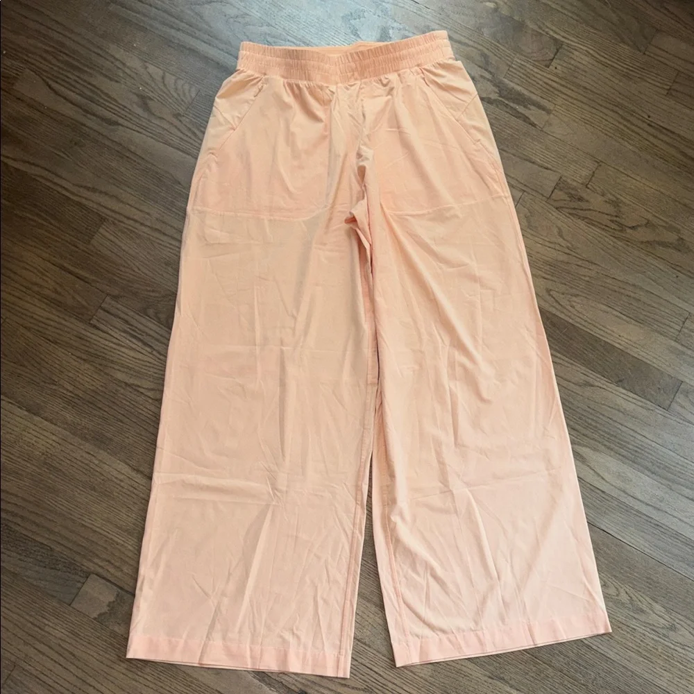 Lululemon Wide Leg Pant - Picture 3 of 5